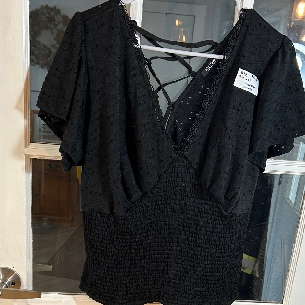 H32.    Willow Black Eyelet Lace-Trim Smocked Waist Top